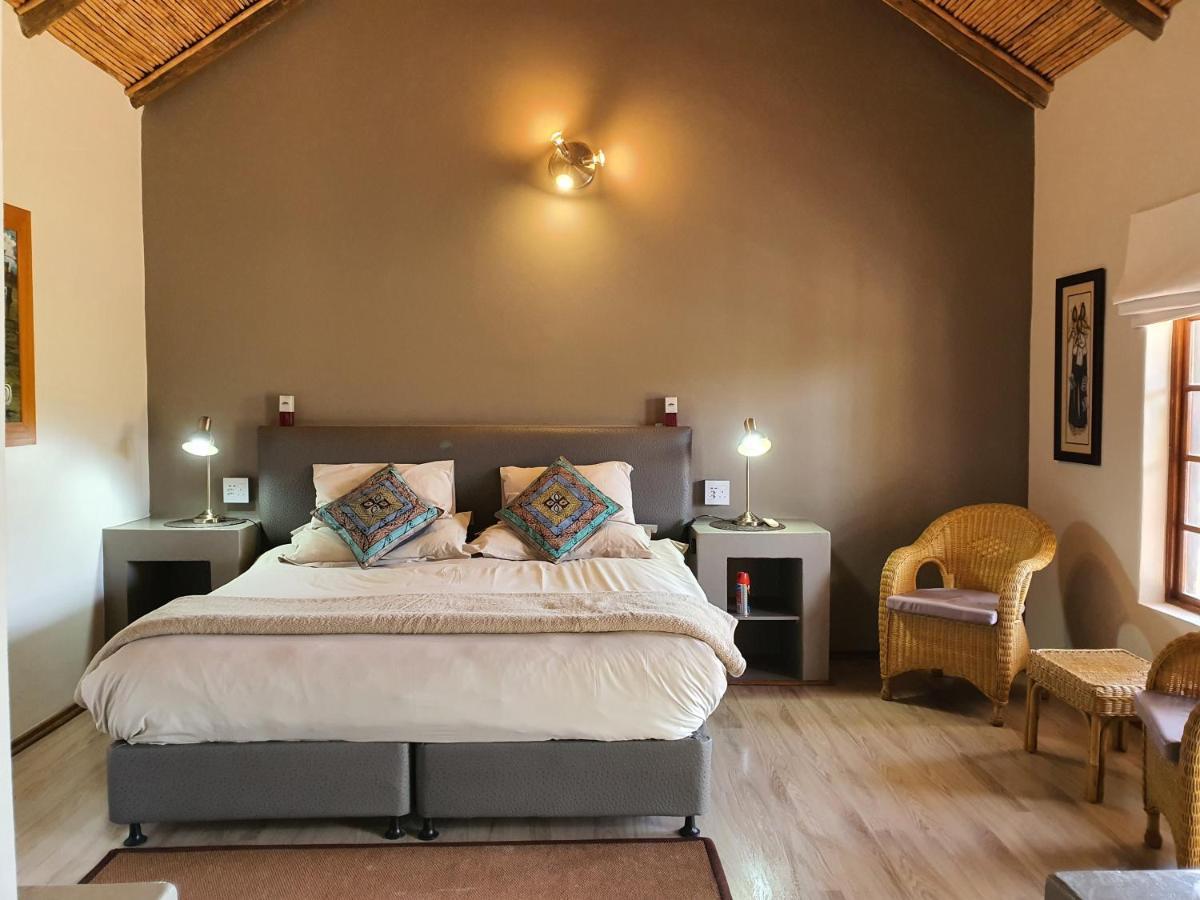 Thabile Lodge Oudtshoorn Eksteriør billede
