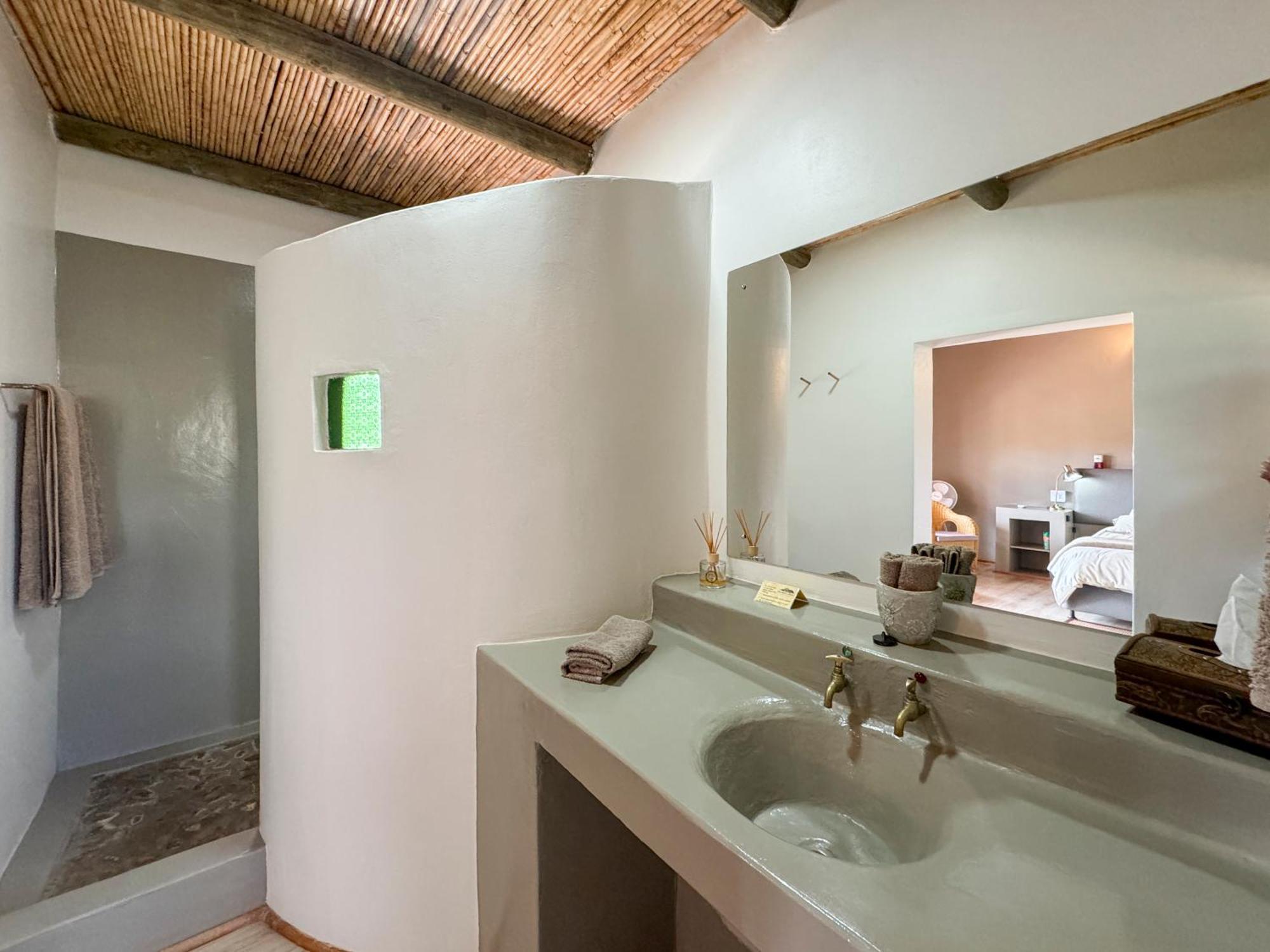 Thabile Lodge Oudtshoorn Eksteriør billede
